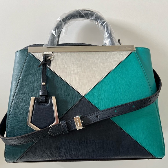 FENDI 2 Jours Leather Handbag - Picture 4 of 9